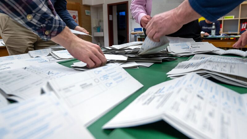 Germany's CDU/CSU leads federal election: preliminary results