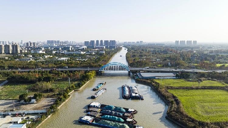Live_View_of_Jinghang_Grand_Canal_in_Chinas_Zhejiang_Province - My Global News: Young Voices Live: View of Jinghang Grand Canal in China's Zhejiang Province
