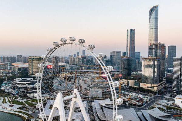Chinese Companies Are Going Global: A New Adventure! Private economy's internationalization enters "new era of navigation"