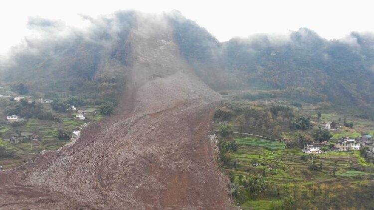 Rescue_efforts_underway_for_28_missing_after_landslide_in_SW_China - My Global News: Young Voices Rescue efforts underway for 28 missing after landslide in SW China