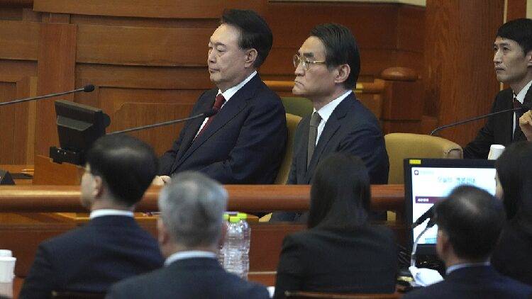 Meet South Korea’s President Yoon Suk-yeol! π°π· S. Korea court holds 7th Yoon's impeachment hearing, with Yoon present