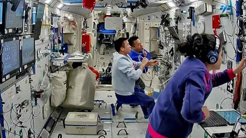 Shenzhou-19_crew_conducts_scientific_experiments_training_in_space - My Global News: Young Voices Shenzhou-19 crew conducts scientific experiments, training in space