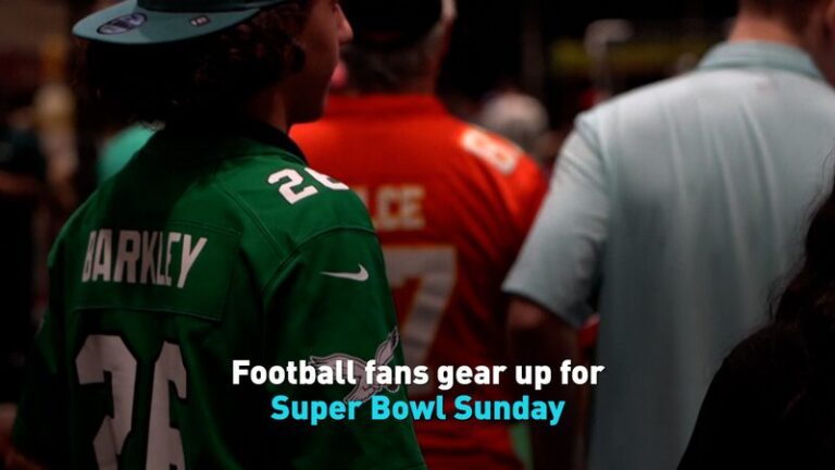 Sports fans gear up for Super Bowl Sunday video poster