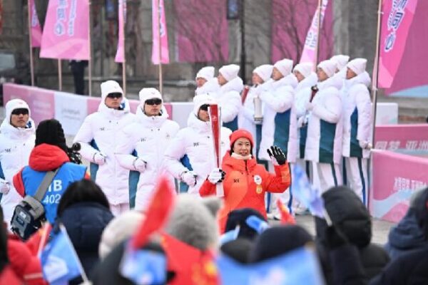 Excitement Ignites: Asian Winter Games Torch Relay Kicks Off in Harbin! Torch relay for ninth edition of Asian Winter Games begins in Harbin