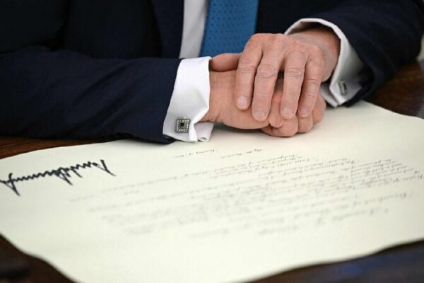 Why Trade Wars Are Bad News for Everyone π«π Trade wars have no winners