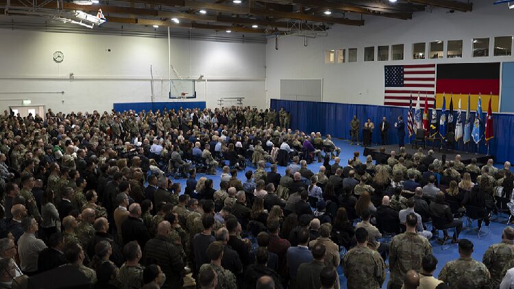 U.S. to ramp up defense spending, says Pentagon chief