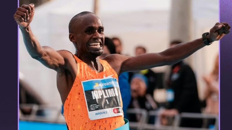 Ugandas_Jacob_Kiplimo_smashes_half_marathon_world_record_in_5641 - My Global News: Young Voices Uganda's Jacob Kiplimo smashes half marathon world record in 56:41
