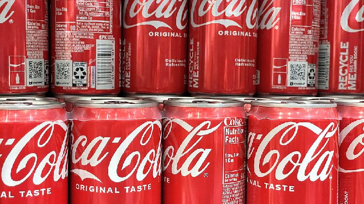 Why Your Favorite Canned Foods Might Cost More Soon! π₯«π° Who pays for tariffs? Price of canned goods in U.S. could rise