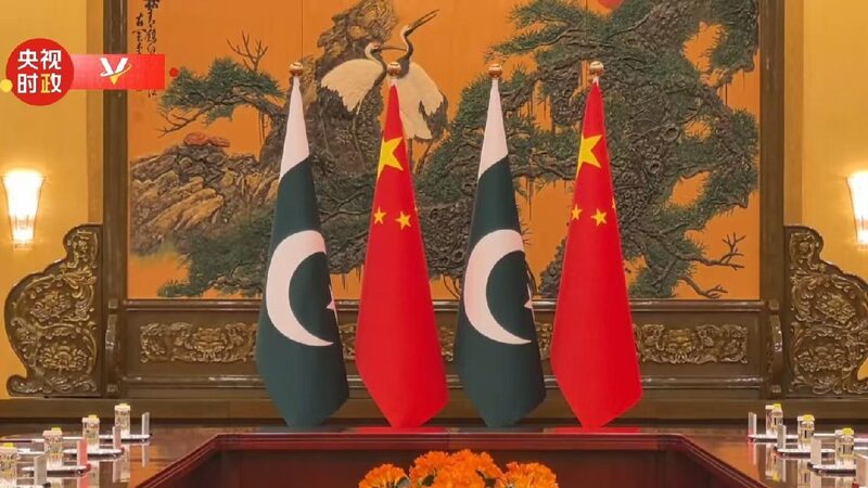 Xi: China ready to build closer China-Pakistan shared future community