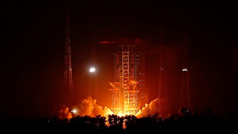 Asia News Wrap: Pakistan forces raid train to free hostages, and more video poster