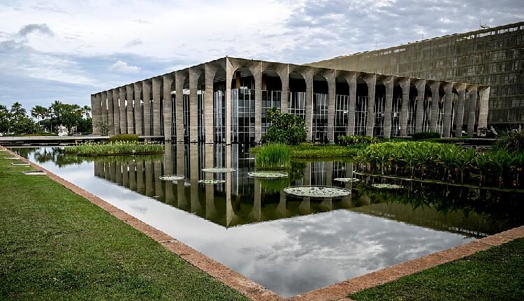 Brazil says it will consider all measures against U.S. tariffs