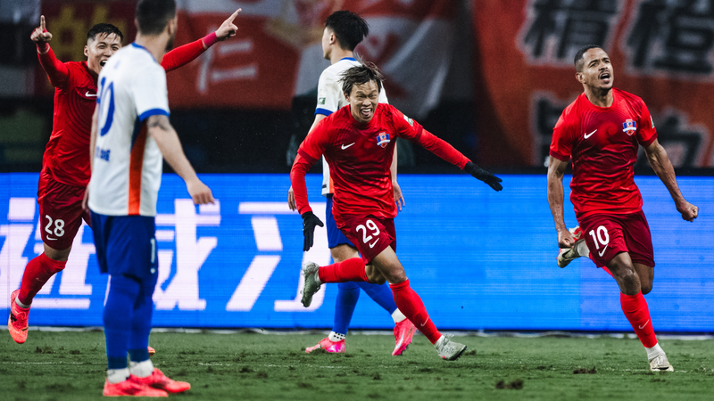 CSL_roundup_Shandong_come_from_three_goals_down_to_stun_Meizhou - My Global News: Young Voices CSL roundup: Shandong come from three goals down to stun Meizhou