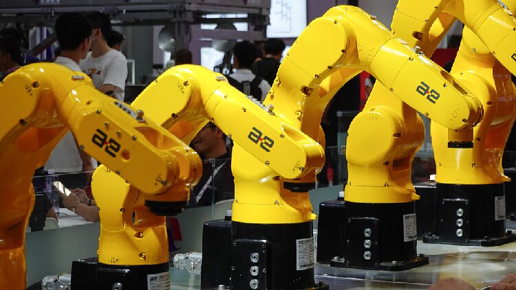 China launches innovation hub for high-end equipment testing