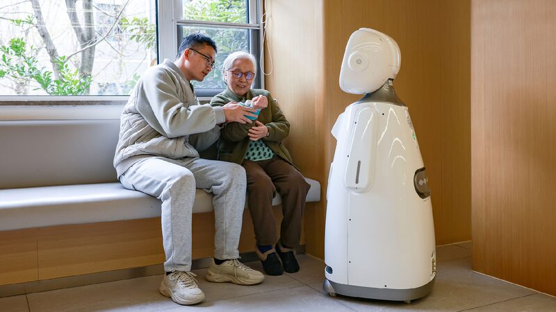 China's reform of elderly care is to ensure all have access: official