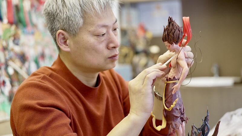 Chinese dough artist brings Ne Zha to life through intricate sculpting video poster