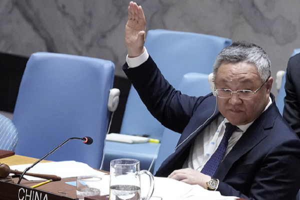 Chinese Envoy Encourages Syria’s Journey to Peace π Chinese envoy calls on Syria to advance inclusive transition
