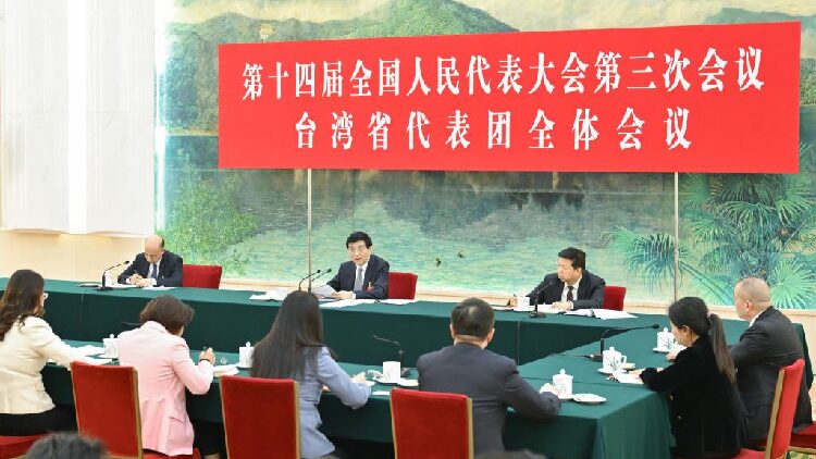 Chinese_leaders_attend_deliberations_at_annual_legislative_session-1 - My Global News: Young Voices Chinese leaders attend deliberations at annual legislative session