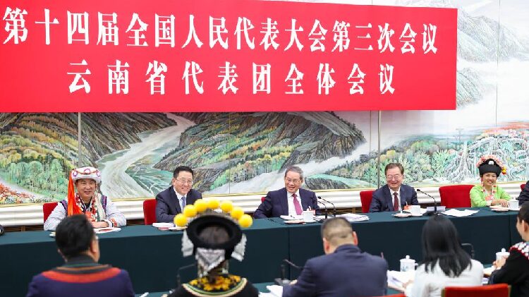 Chinese_leaders_attend_deliberations_at_annual_legislative_session - My Global News: Young Voices Chinese leaders attend deliberations at annual legislative session
