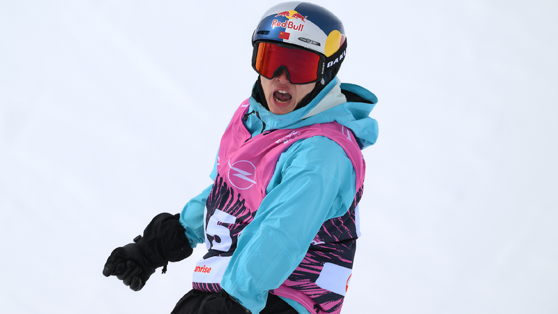Chinese snowboarder Su shines in debut world championships