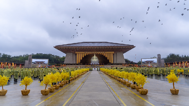 Cross-Straits_compatriots_to_jointly_honor_common_ancestor - My Global News: Young Voices Cross-Straits compatriots to jointly honor common ancestor