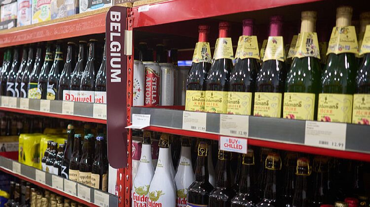 Europe against new U.S. 200% tariffs on wine