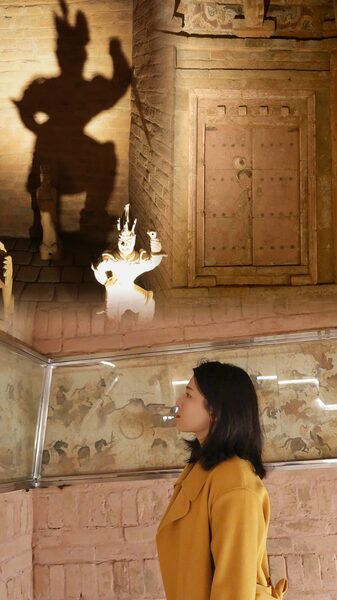 Dive Into History at Luoyang’s Underground Tomb Museum! 🏛️ Explore ancient tombs at Luoyang's underground museum video poster