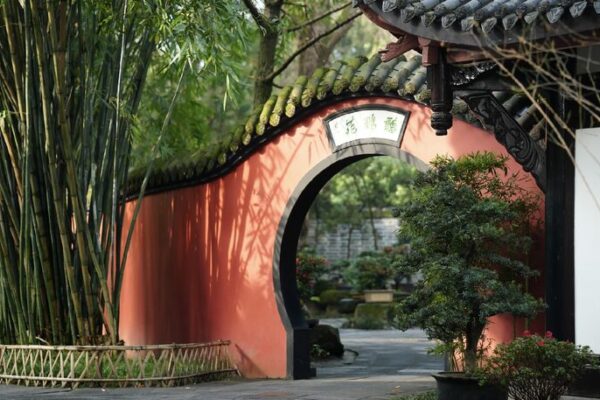 Discover Wuhou Shrine: A Journey into China’s Three Kingdoms ๐ Exploring the story of the Three Kingdoms in Wuhou Shrine, SW China