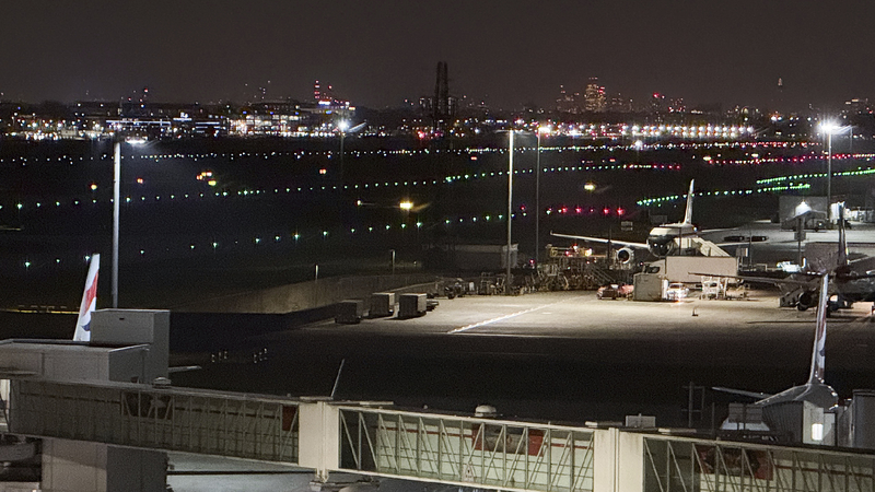 Heathrow_reopens_after_fire_forces_mass_flight_cancellations - My Global News: Young Voices Heathrow reopens after fire forces mass flight cancellations
