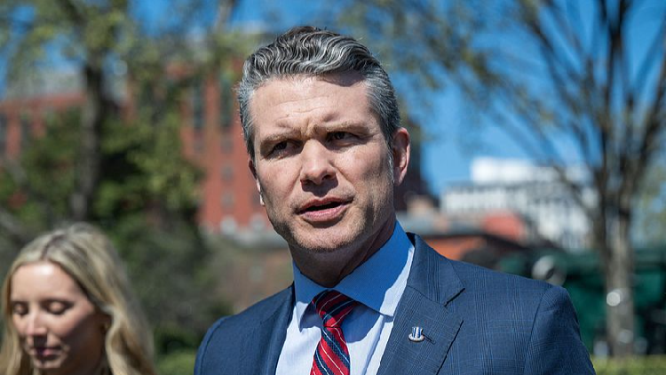 How_a_US_journalist_ended_up_in_secret_chat_on_Yemen_strike_plans - My Global News: Young Voices How a U.S. journalist ended up in secret chat on Yemen strike plans