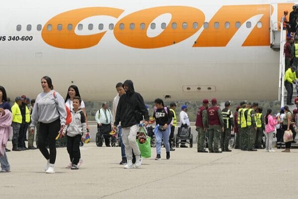 Live: Flights carrying migrants deported from U.S. arrive in Venezuela video poster