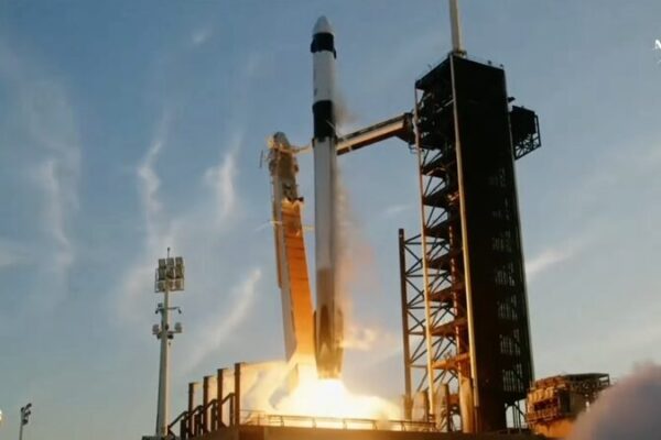 NASA and SpaceX Launch New Crew to Replace Stranded Astronauts! NASA, SpaceX launch crew to replace stranded astronauts video poster