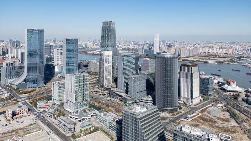 Promoting mid-to-long-term capital inflows to serve real economy