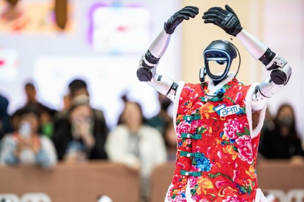 Robots_bring_tradition_to_life_in_Hong_Kong - My Global News: Young Voices Robots bring tradition to life in Hong Kong