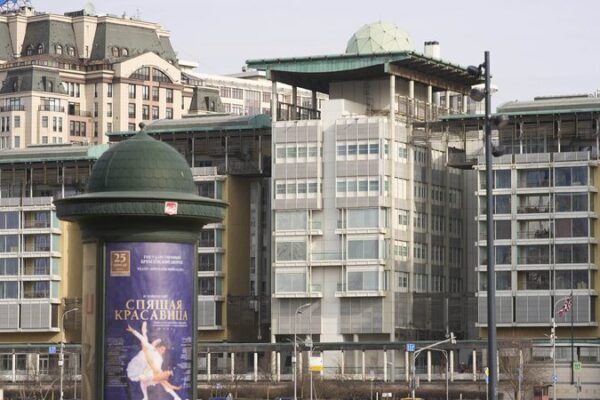 Russia Tells Two British Diplomats to Leave the Country Russia expels two British diplomats