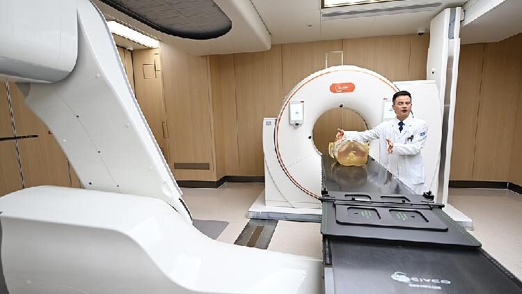How Heavy-Ion Beams Are Helping to Fight Cancer Better! ๐ Scientists reveal key mechanism behind heavy-ion cancer therapy