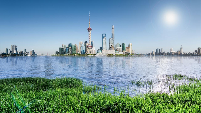 Shanghai_takes_action_against_walking_smoke - My Global News: Young Voices Shanghai takes action against 'walking smoke'