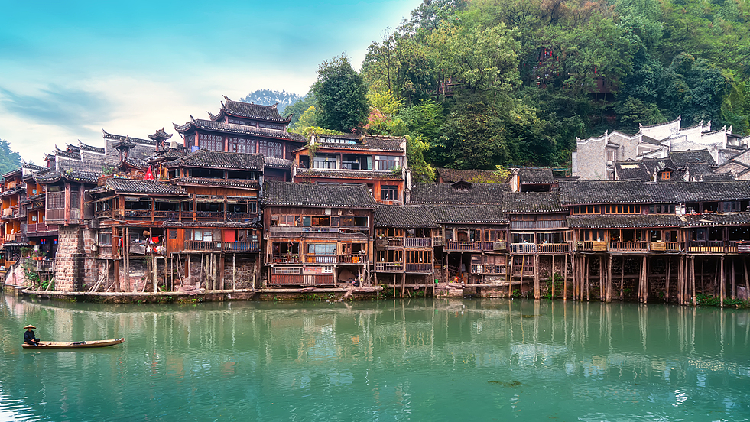 Stilt Houses: The Amazing Shared Wisdom of China and Cambodia The shared architectural wisdom of China and Cambodia