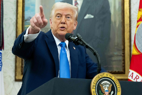 Trump threatens new Russia tariffs as pressure grows to end conflict