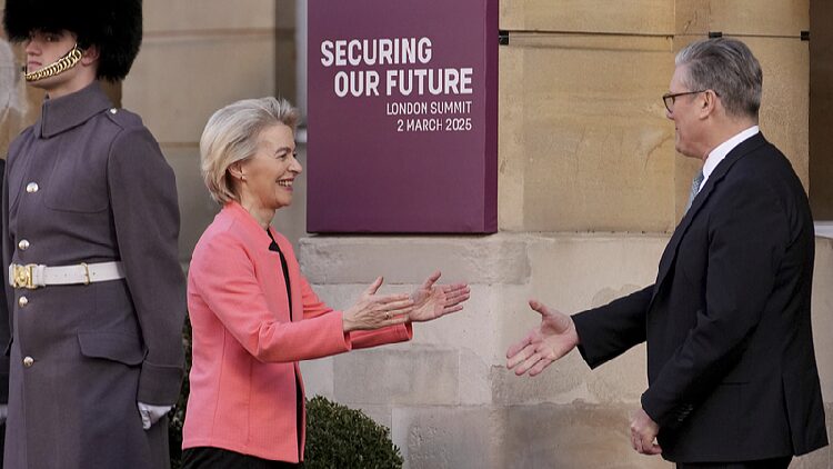 World Leaders Unite to Support Peace in Ukraine ๐โ๏ธ Western leaders gather in London to push for Ukraine peace plan