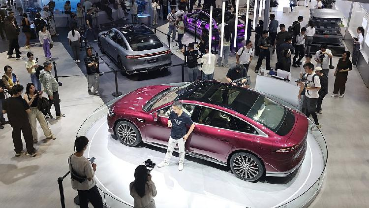2025_Shanghai_Auto_Show_highlights_low-carbon_intelligent_mobility - My Global News: Young Voices 2025 Shanghai Auto Show highlights low-carbon, intelligent mobility