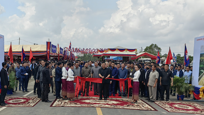 Cambodian PM says ties with China to be deepened continuously