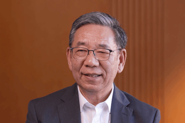 China Invites the World to Build a Moon Base Together! π Chief designer: Intl cooperation lies at heart of Chang'e program video poster