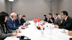 China and Kyrgyzstan Join Hands to Support Free Trade and Friendship π China, Kyrgyzstan agree to support free trade, uphold multilateralism