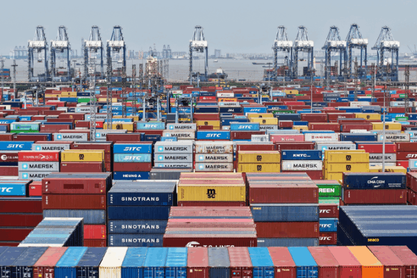 China’s Trade Certificates Boom in Q1 π China's Q1 trade certificate issuance surges 14.9% year-on-year