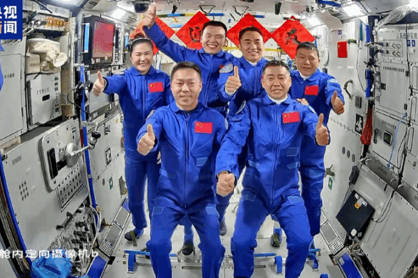 China's Shenzhou-20 crew enters space station, meets Shenzhou-19 crew