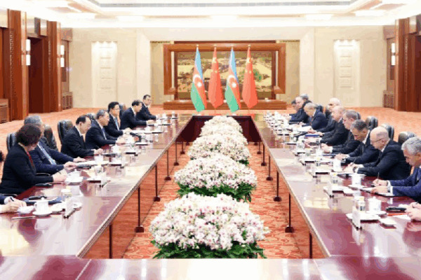 China and Azerbaijan: New Friends Team Up for the Future! Chinese premier meets Azerbaijani president