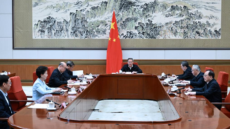 Chinese_premier_stresses_need_to_coordinate_efforts_to_address_risks - My Global News: Young Voices Chinese premier stresses need to coordinate efforts to address risks