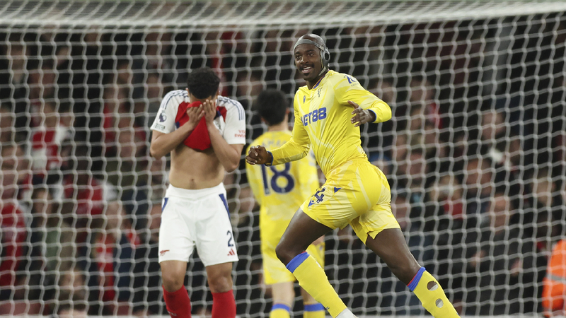 Crystal Palace deny Arsenal win to leave Liverpool on brink of title