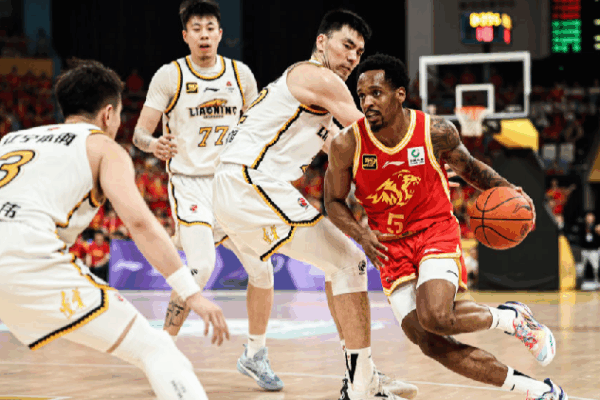 Guangsha Lions Roar Past Liaoning Flying Leopards in CBA Semifinals! Guangsha Lions overwhelm Liaoning Flying Leopards in CBA semifinals