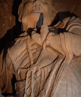 Journalists Explore Amazing Longmen Grottoes: China’s Ancient Cliffside Wonders International journalists awed by majestic Longmen Grottoes video poster